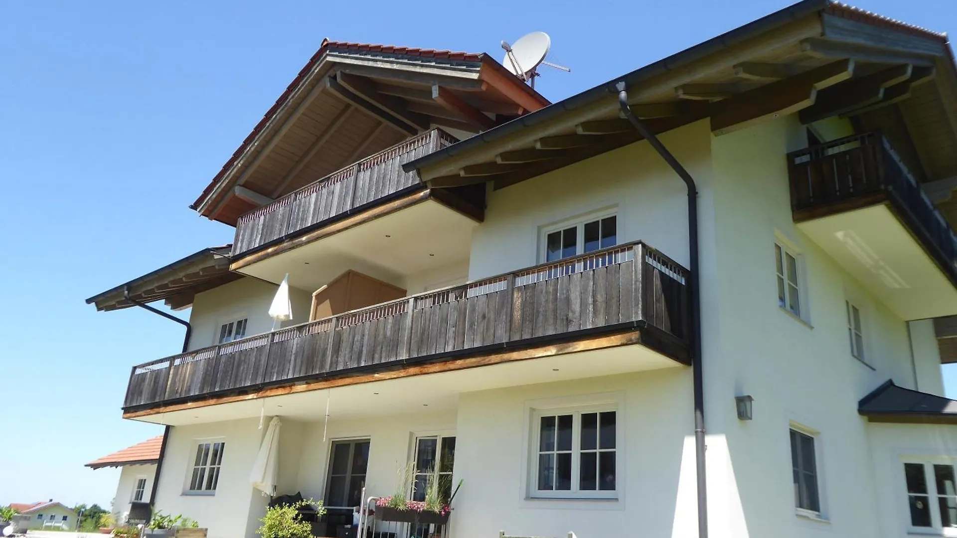Apartment Ferienwohnungen Florian Pletzenauer Gstadt am Chiemsee Germany